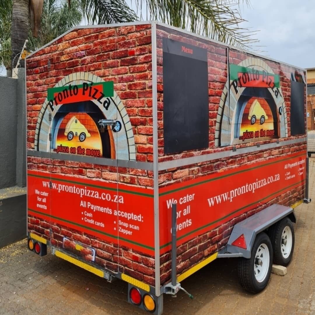 The Pronto Pizza brick-oven trailer