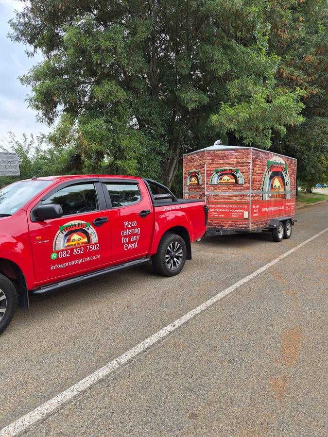 The Pronto Pizza bakkie towing the oven trailer